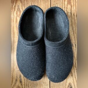 Haflinger Clogs size 42 UNISEX